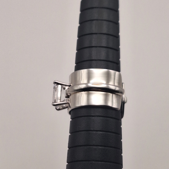 Diamonique x Lisa Freede Emerald-Cut Adjustable Cigar Band Ring–Silver Tone Sz 7 - Picture 4 of 12